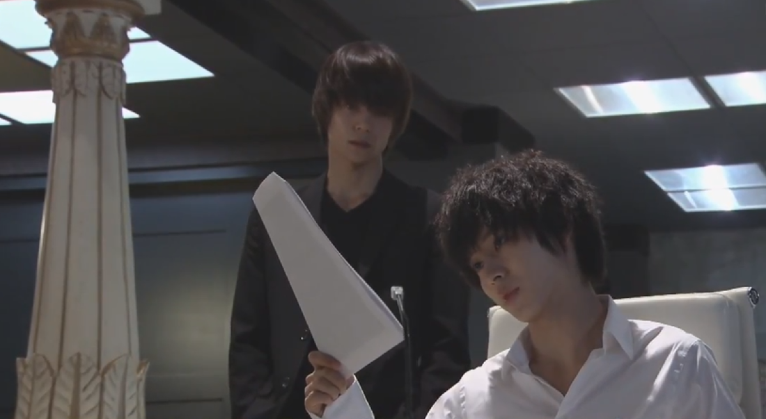 L and Light chessboard imagery in Death Note 2015