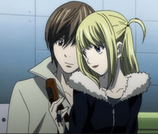 Light and Misa with her phone
